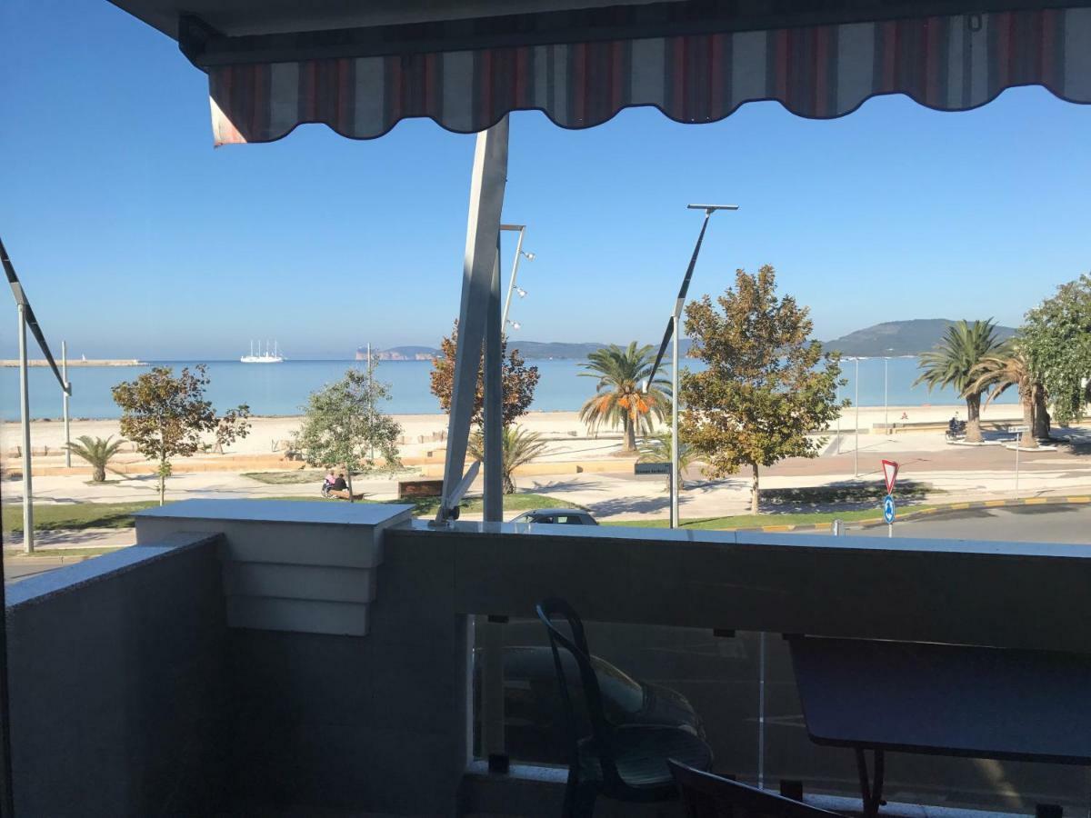 Apartamento Fronte Mare Apartment Алгеро Екстериор снимка